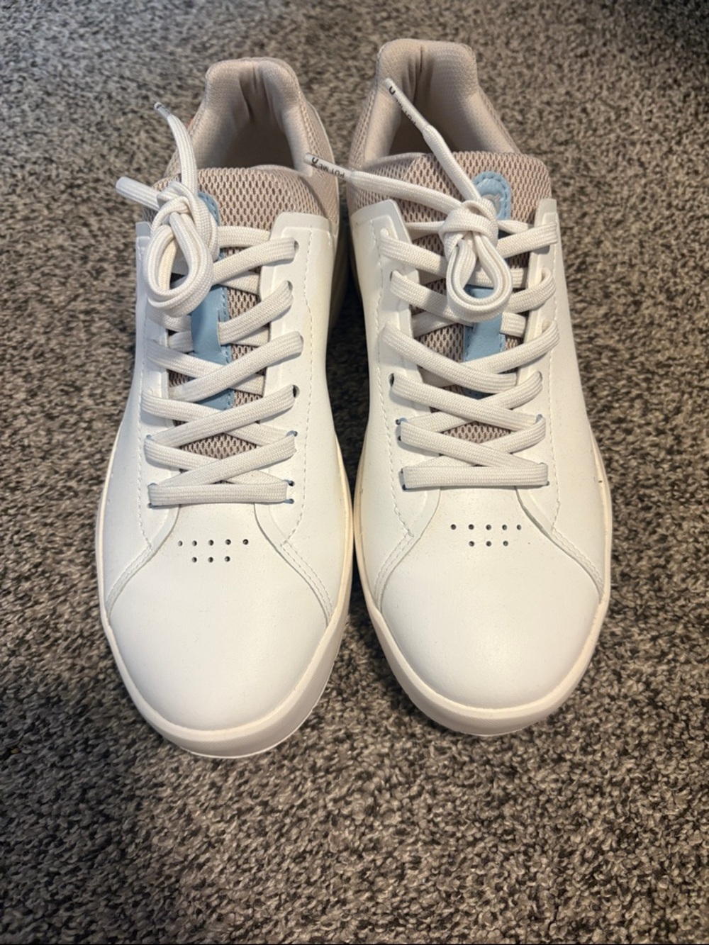 Women's On Cloud 7.5 White & Beige Casual Sneakers -NWOB - Picture 2 of 7